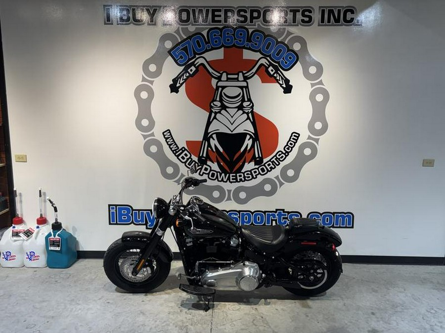 2021 Harley-Davidson® FLSL - Softail Slim®