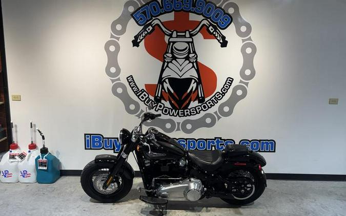 2021 Harley-Davidson® FLSL - Softail Slim®