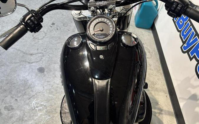 2021 Harley-Davidson® FLSL - Softail Slim®