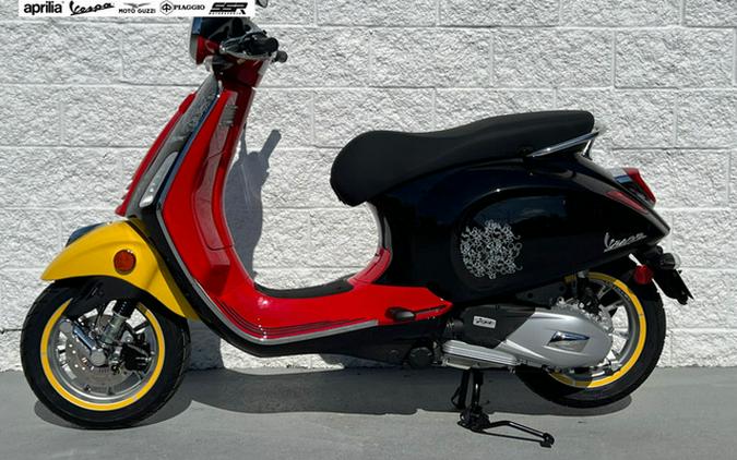 2023 Vespa Primavera 150 Disney Mickey Mouse Edition