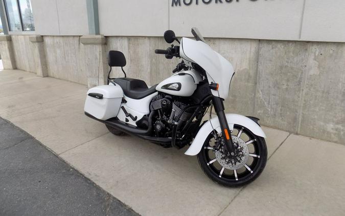 2019 Indian Motorcycle® Chieftain Dark Horse® White Smoke