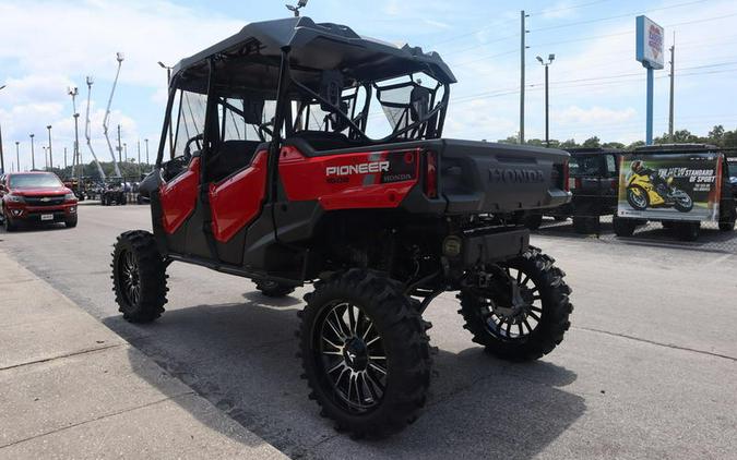 2024 Honda® Pioneer 1000-6 Deluxe Crew