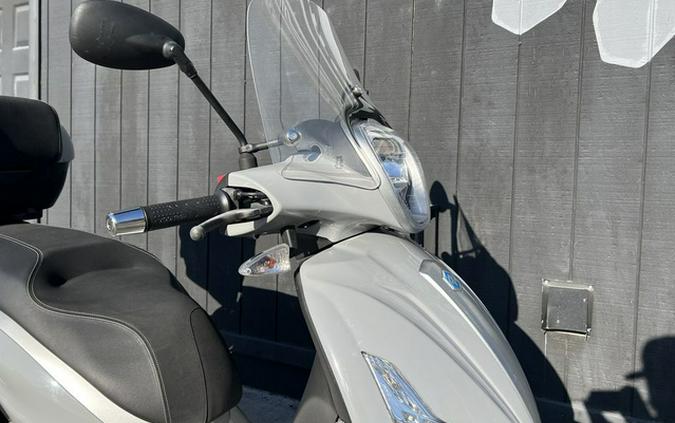 2021 Piaggio BV 350 Tourer