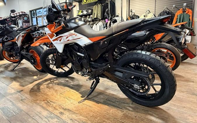 2025 KTM 390 Adventure X 390 X