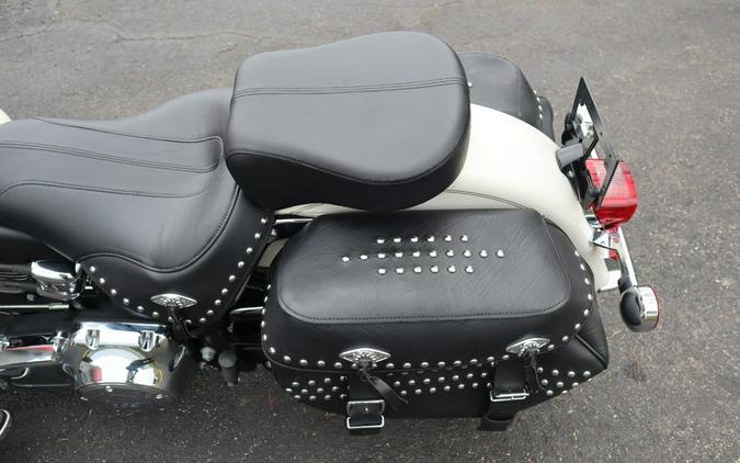 2015 Harley-Davidson® Softail® Heritage Softail® Classic