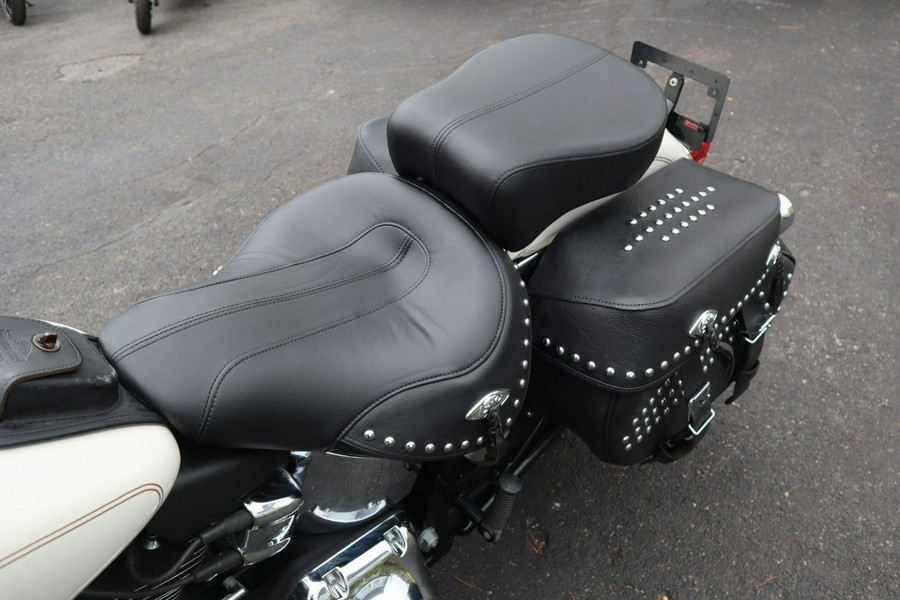 2015 Harley-Davidson® Softail® Heritage Softail® Classic