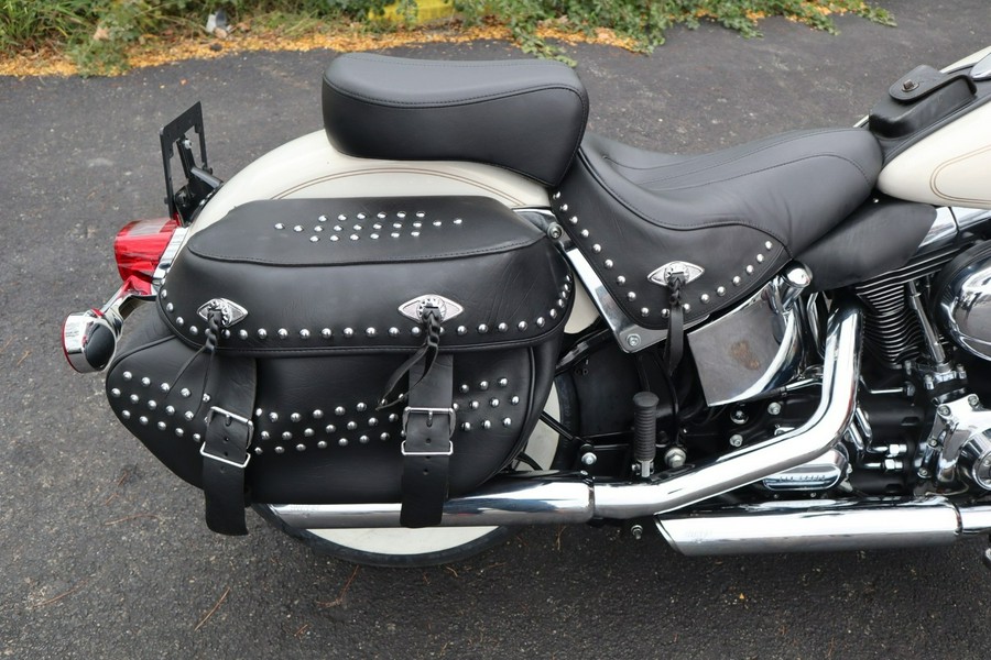 2015 Harley-Davidson® Softail® Heritage Softail® Classic