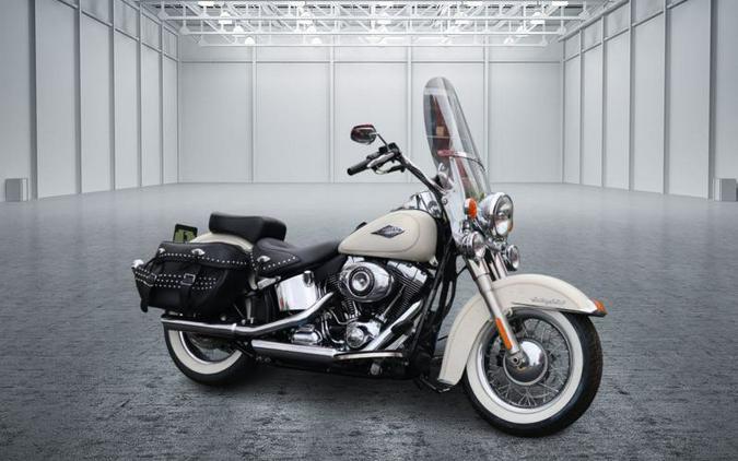 2015 Harley-Davidson® Softail® Heritage Softail® Classic