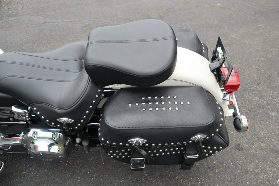 2015 Harley-Davidson® Softail® Heritage Softail® Classic
