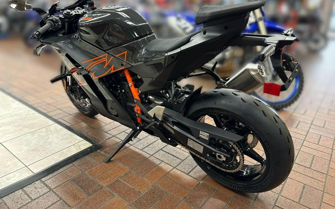 2026 KTM 990 RC R