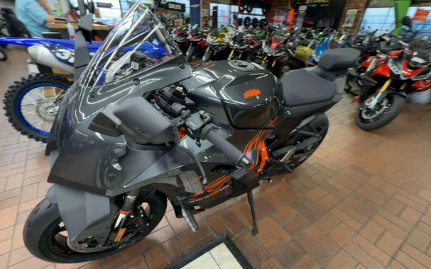 2026 KTM 990 RC R