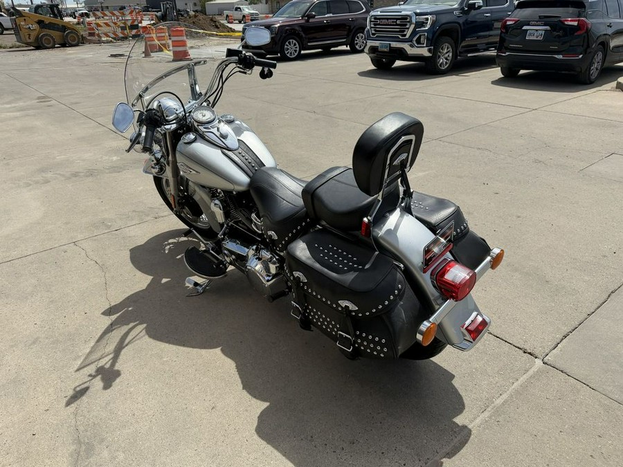 2015 Harley-Davidson® FLSTC - Heritage Softail® Classic