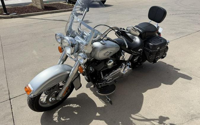 2015 Harley-Davidson® FLSTC - Heritage Softail® Classic