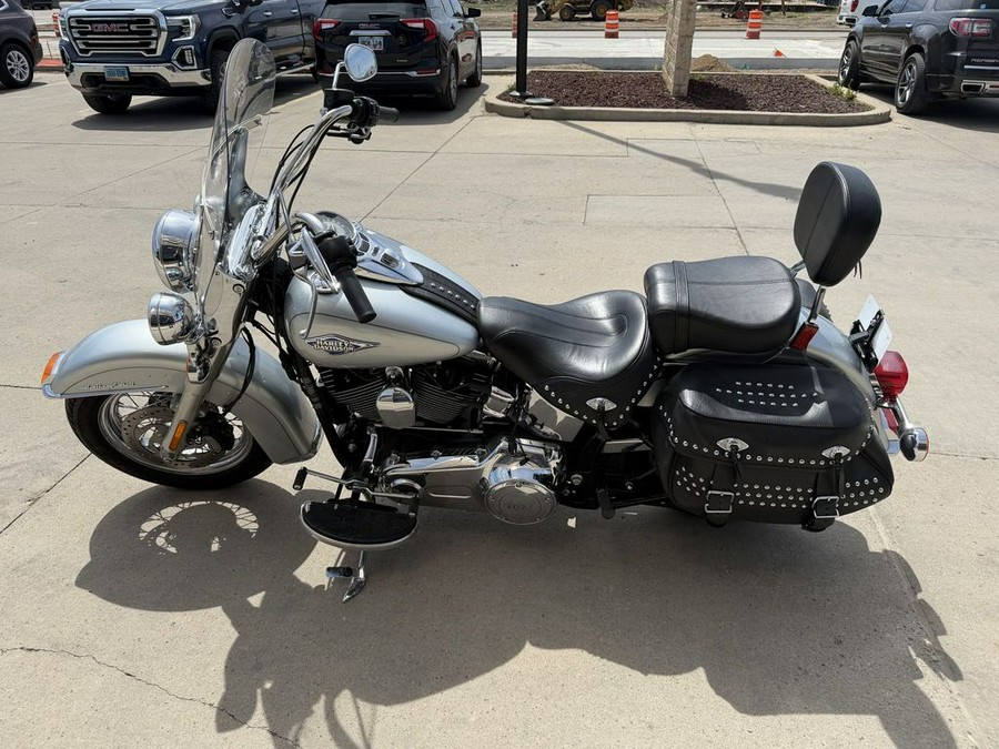 2015 Harley-Davidson® FLSTC - Heritage Softail® Classic