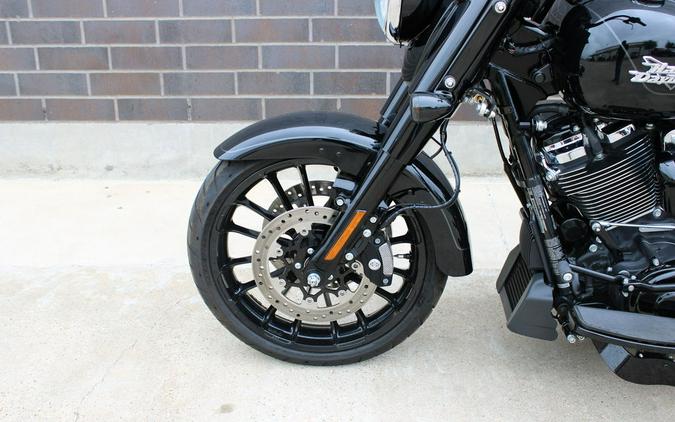 2024 Harley-Davidson® FLRT - Freewheeler®