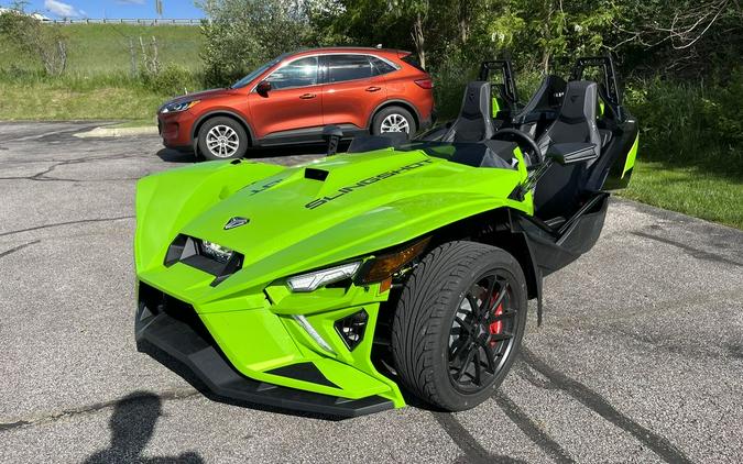 2022 Polaris Slingshot® Slingshot® R Liquid Lime Fade (AutoDrive)