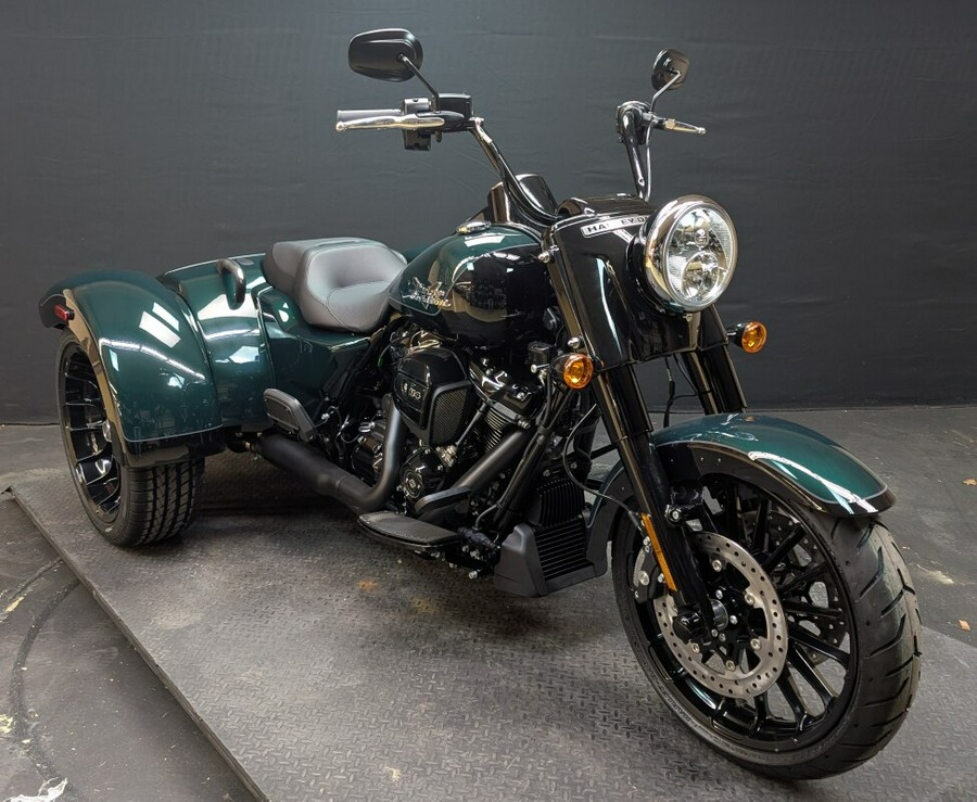 Harley-Davidson Freewheeler 2024 FLRT ALPINE GRN/ BLK