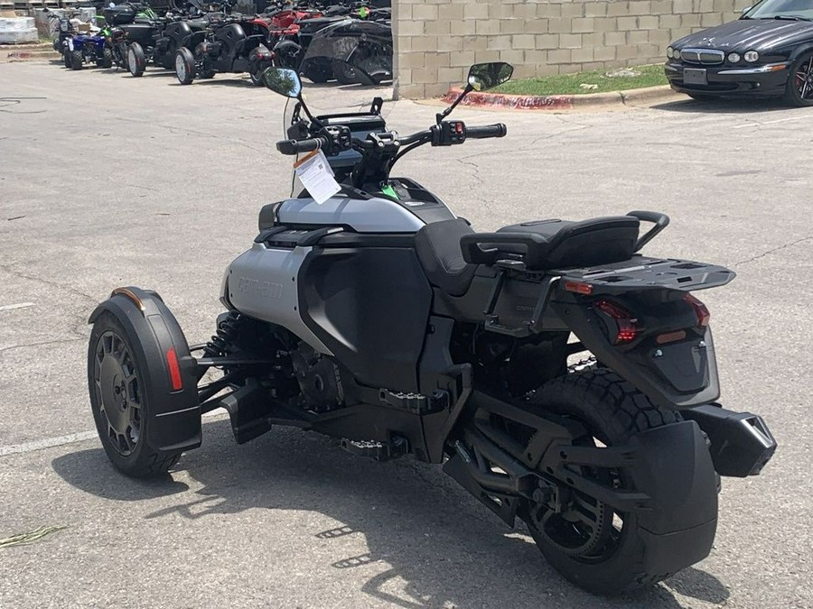 2025 Can-Am® Canyon