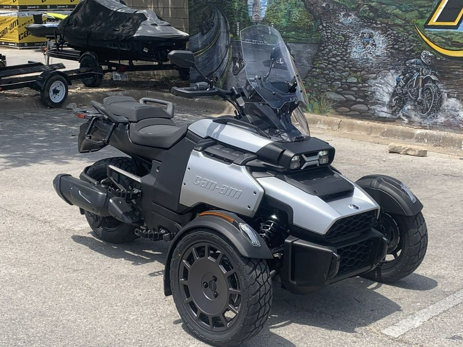 2025 Can-Am® Canyon