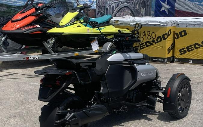 2025 Can-Am® Canyon