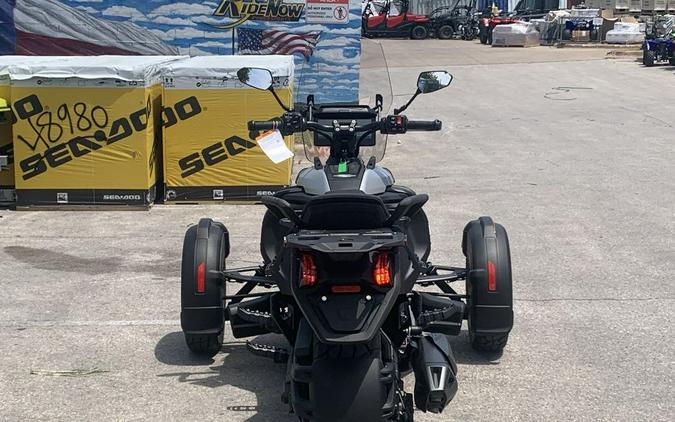 2025 Can-Am® Canyon