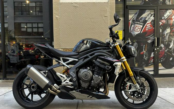 2024 Triumph Speed Triple 1200 RS Sapphire Black