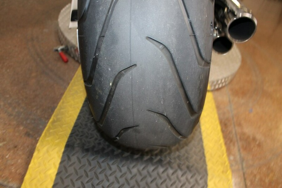 Harley-Davidson® Fat Boy® 114 2023 FLFBS 069191T BLACK W/ PINSTRIPE