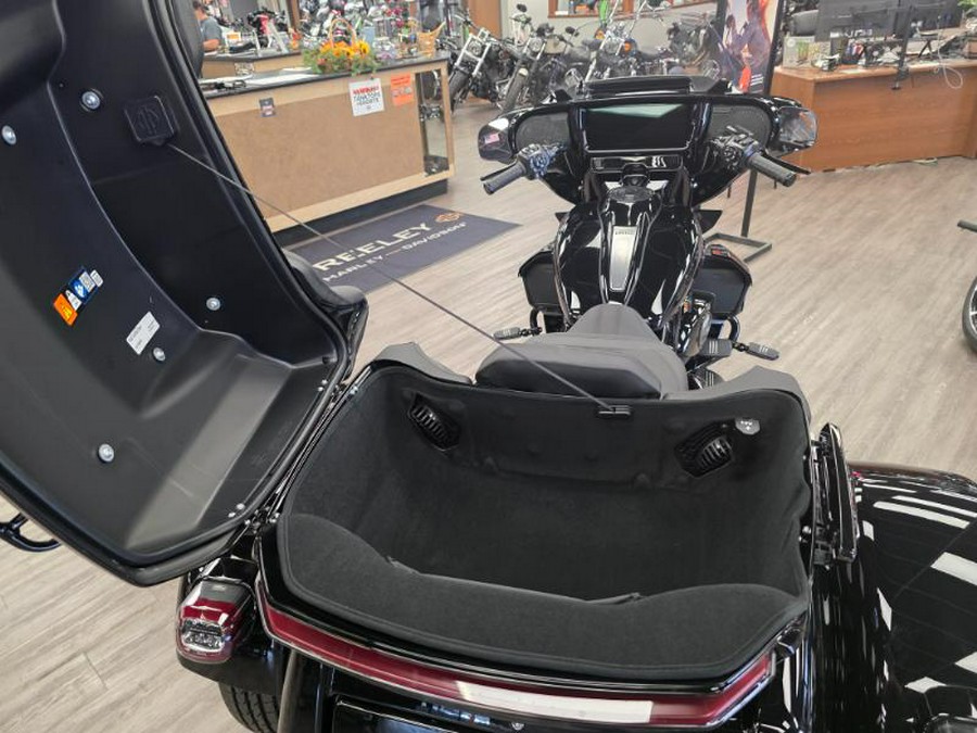 2026 Harley-Davidson FLHLT