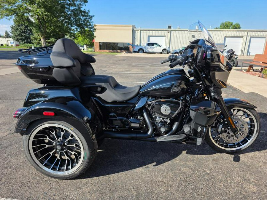 2026 Harley-Davidson FLHLT