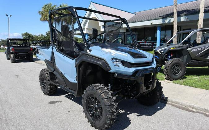 2024 Honda® Pioneer 1000 Deluxe