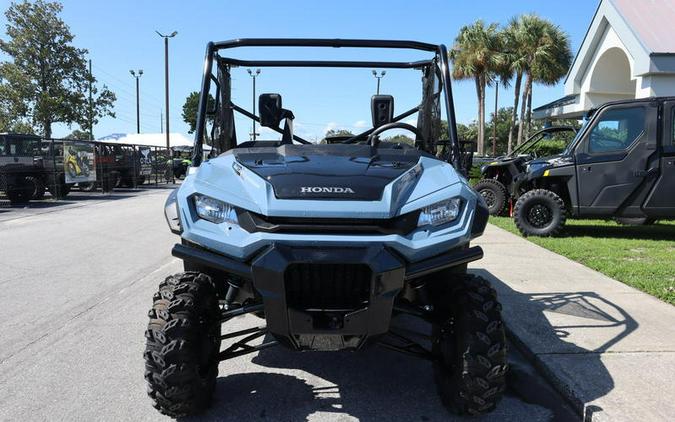 2024 Honda® Pioneer 1000 Deluxe