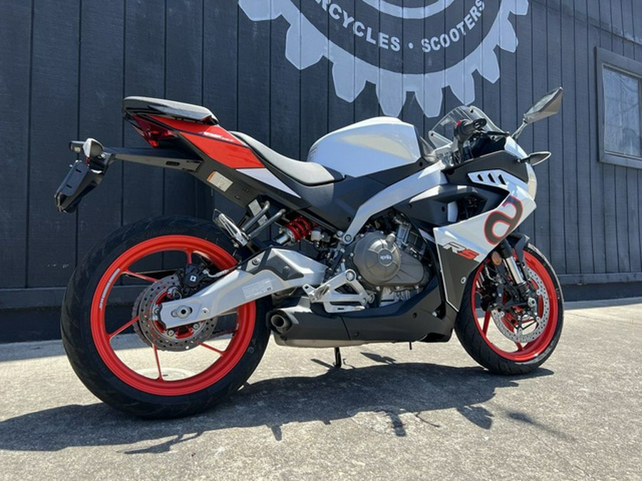 2025 Aprilia RS457