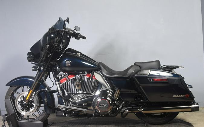 2022 Harley-Davidson CVO Street Glide