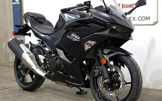 2026 Kawasaki Ninja 500 ABS Metallic Flat Spark Black