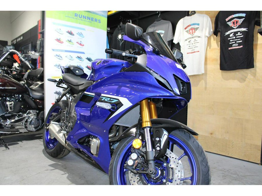 2025 Yamaha YZF-R7