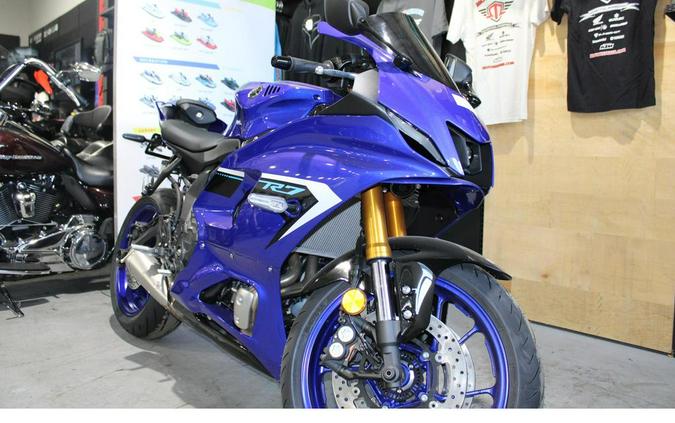 2025 Yamaha YZF-R7