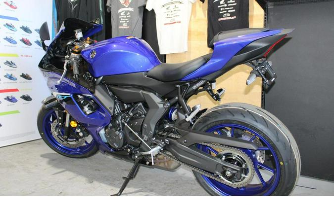 2025 Yamaha YZF-R7