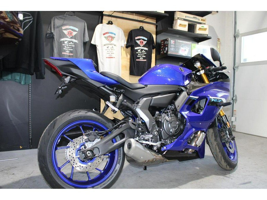 2025 Yamaha YZF-R7
