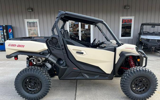 2024 Can-Am Commander XT-P 1000R Tan & Black