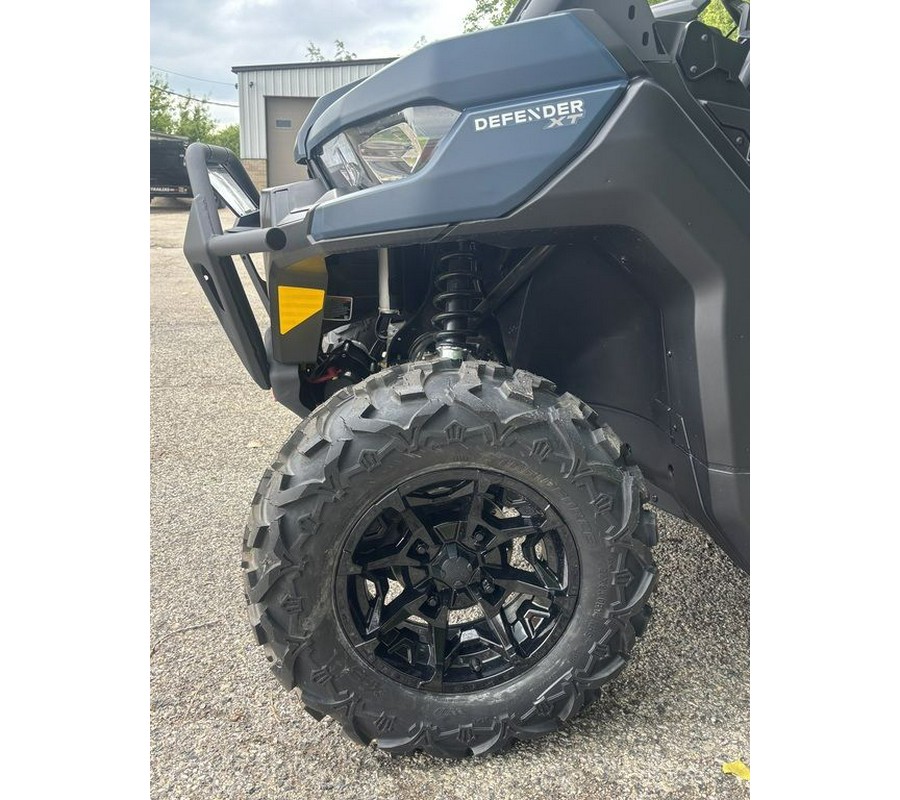 2025 Can-Am® Defender MAX XT HD9