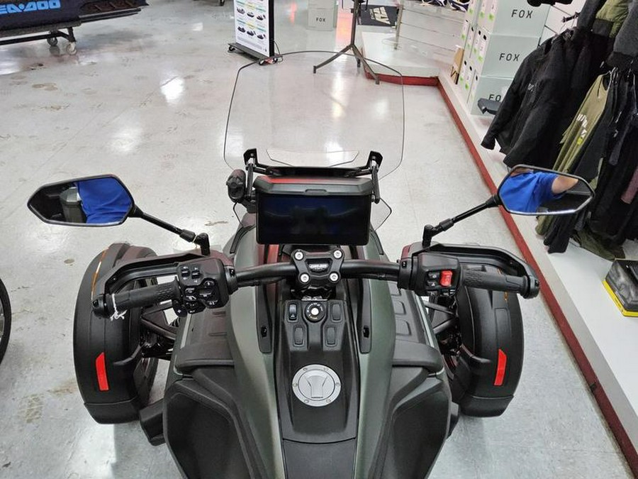 2025 Can-Am® Canyon Redrock