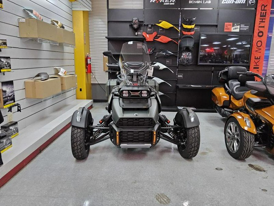 2025 Can-Am® Canyon Redrock