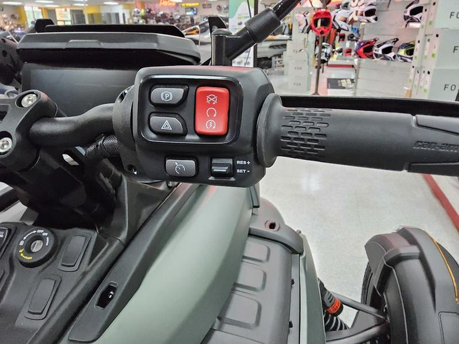 2025 Can-Am® Canyon Redrock