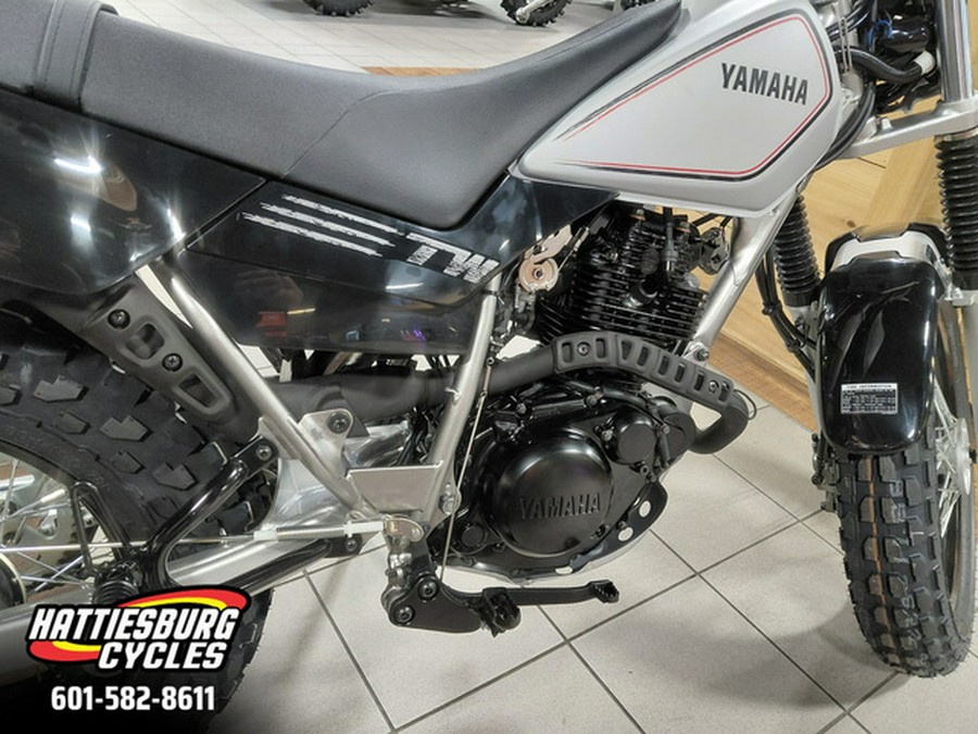 2026 Yamaha TW200