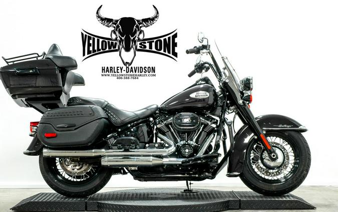 2020 Harley-Davidson® Heritage Classic 114 Black Jack Metalic