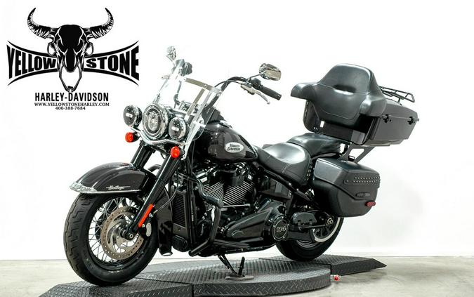 2020 Harley-Davidson® Heritage Classic 114 Black Jack Metalic