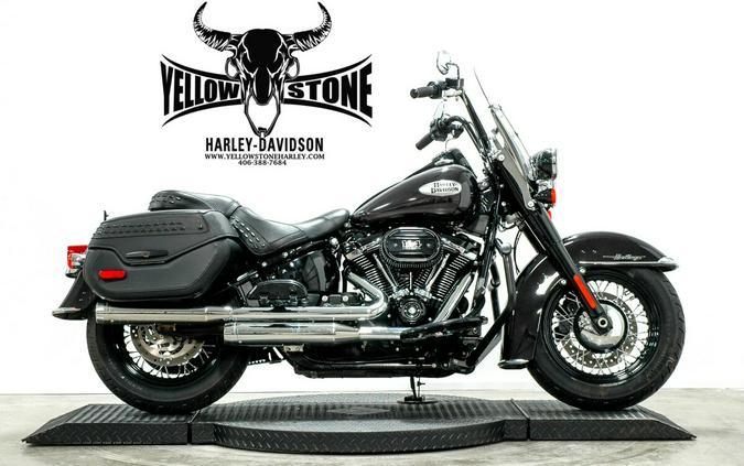 2020 Harley-Davidson® Heritage Classic 114 Black Jack Metalic