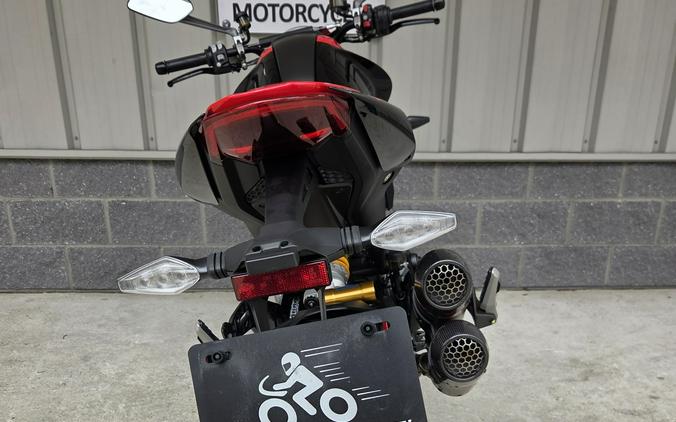 2026 DUCATI Monster SP