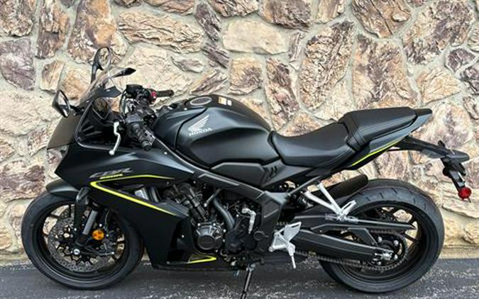 2026 Honda CBR650R E-Clutch
