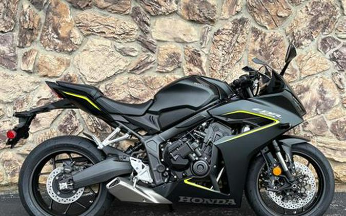 2026 Honda CBR650R E-Clutch